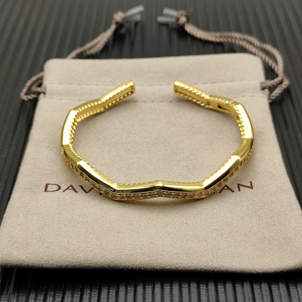 David Yurman Gold 5mm Single Row Diamond Cuff Bracelet